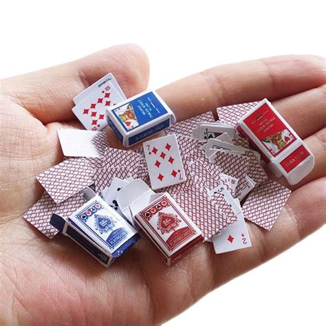 Minuscule magic playing cards